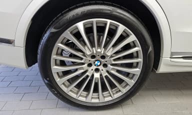 X7 (G07)