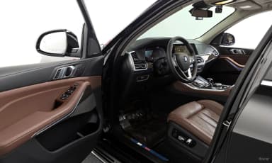 X5 (G05)