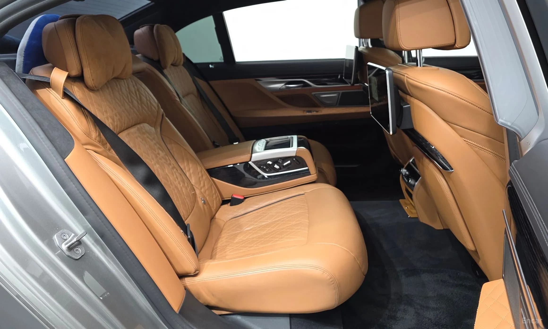 7 Series (G11)