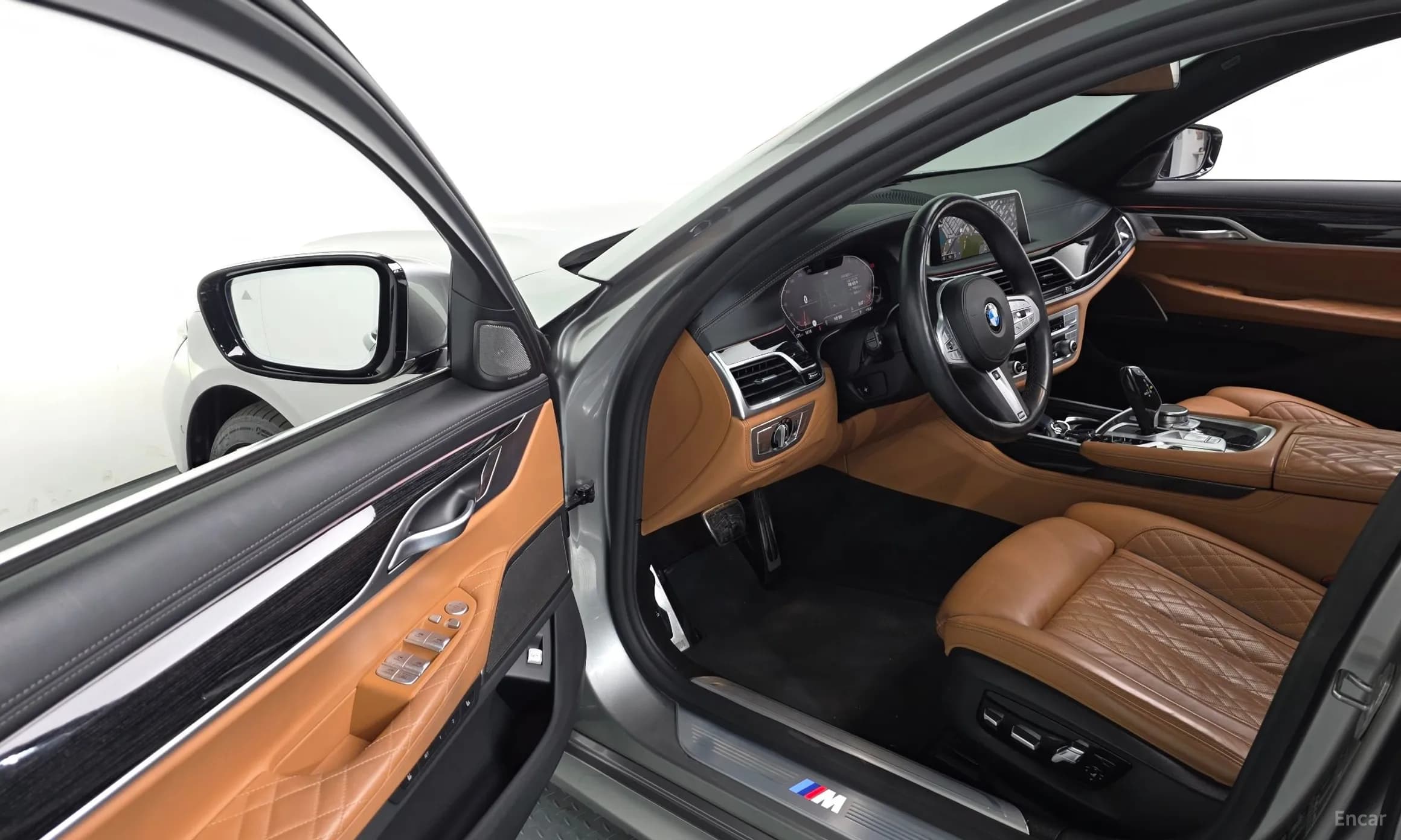 7 Series (G11)