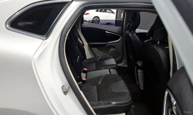 V40