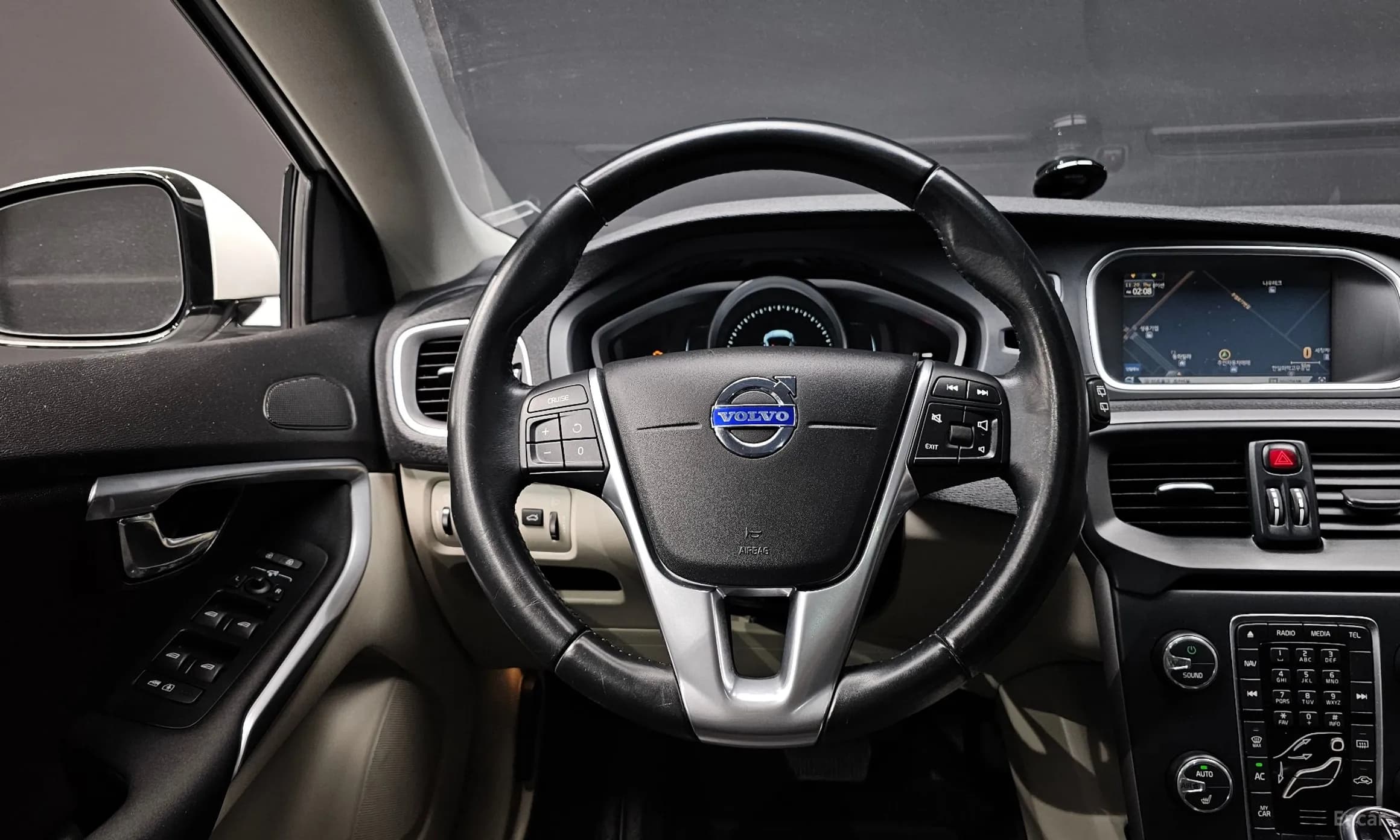 V40