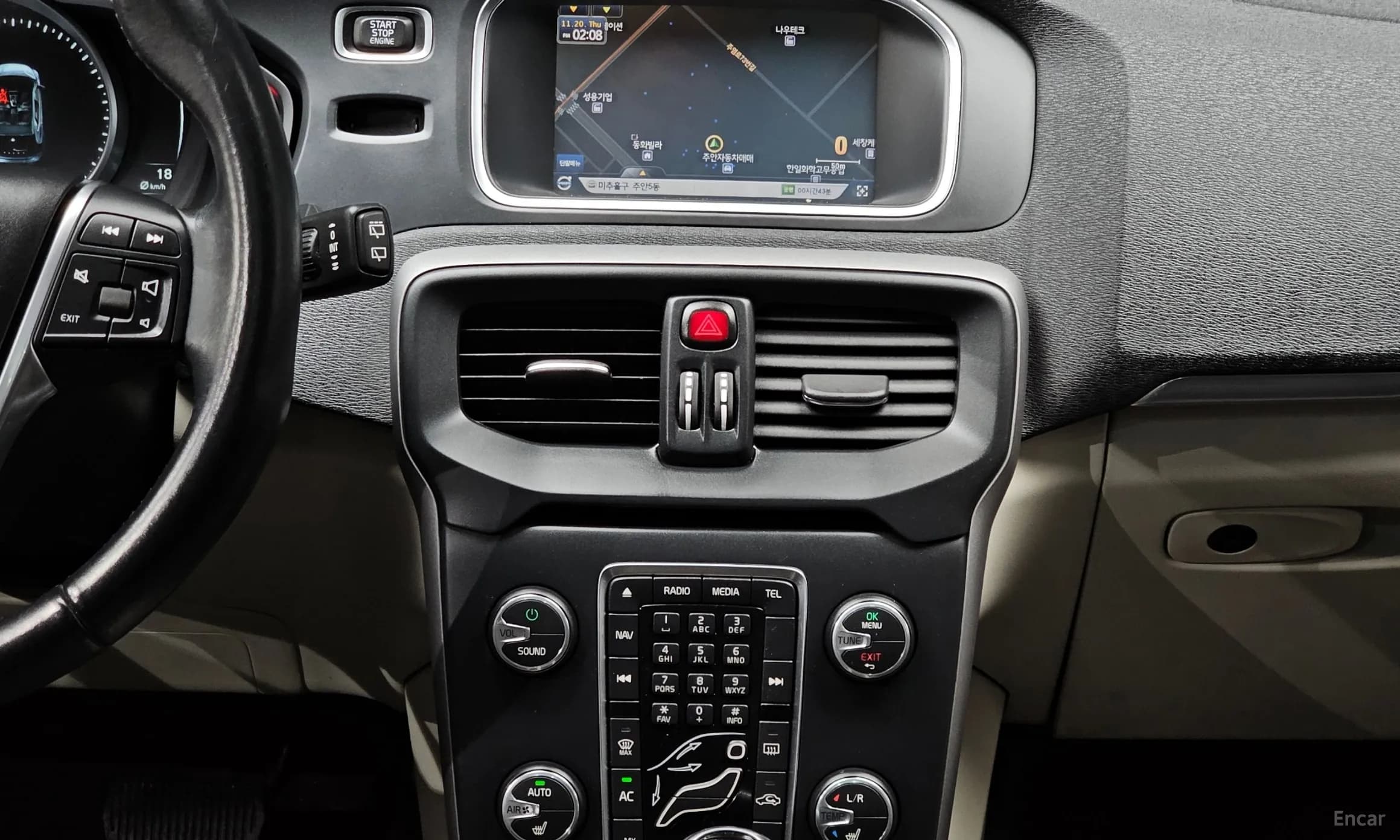 V40
