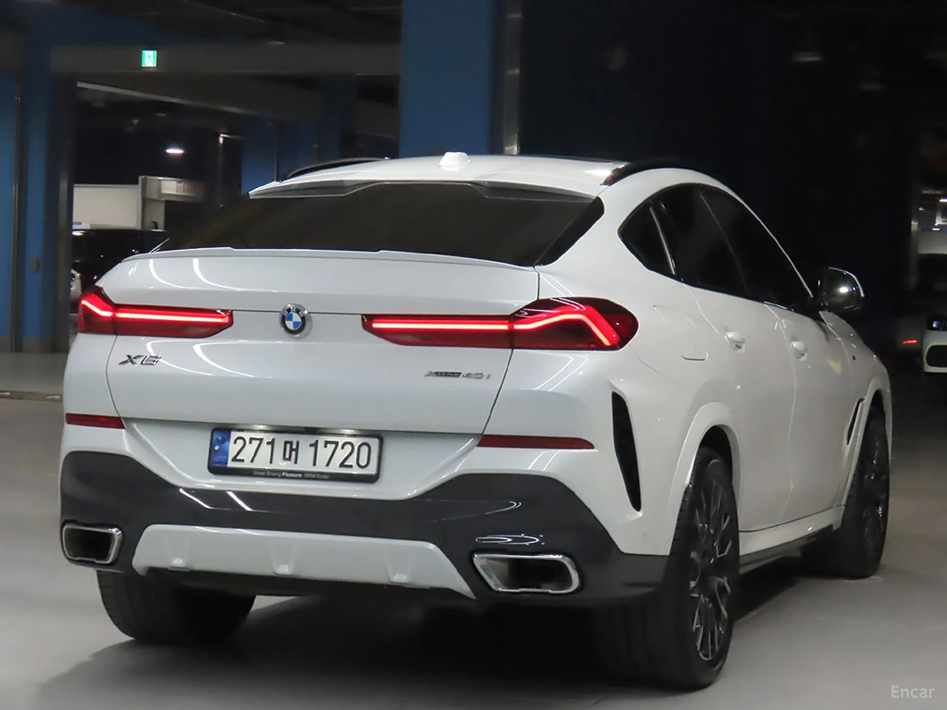 X6 (G06)