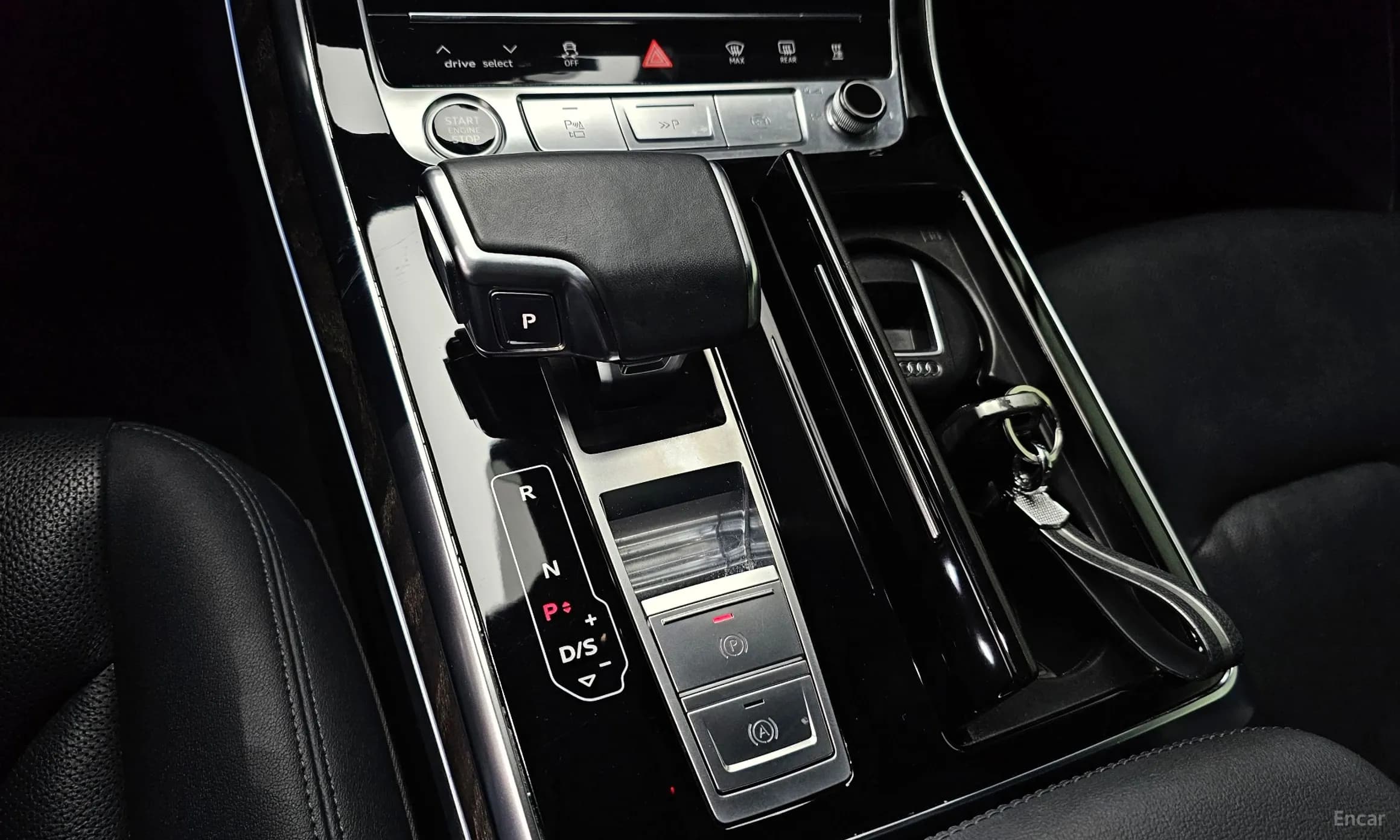 Q7 (4M)