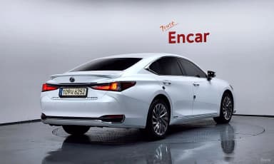 ES300h 7th Generation
