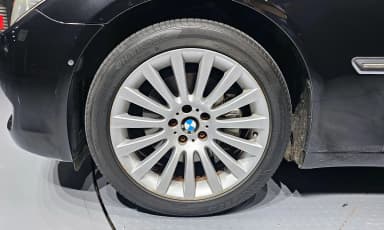 7 Series (F01)