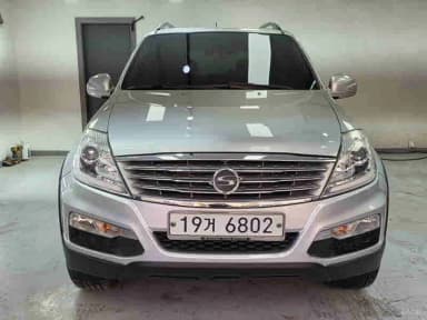 Rexton W