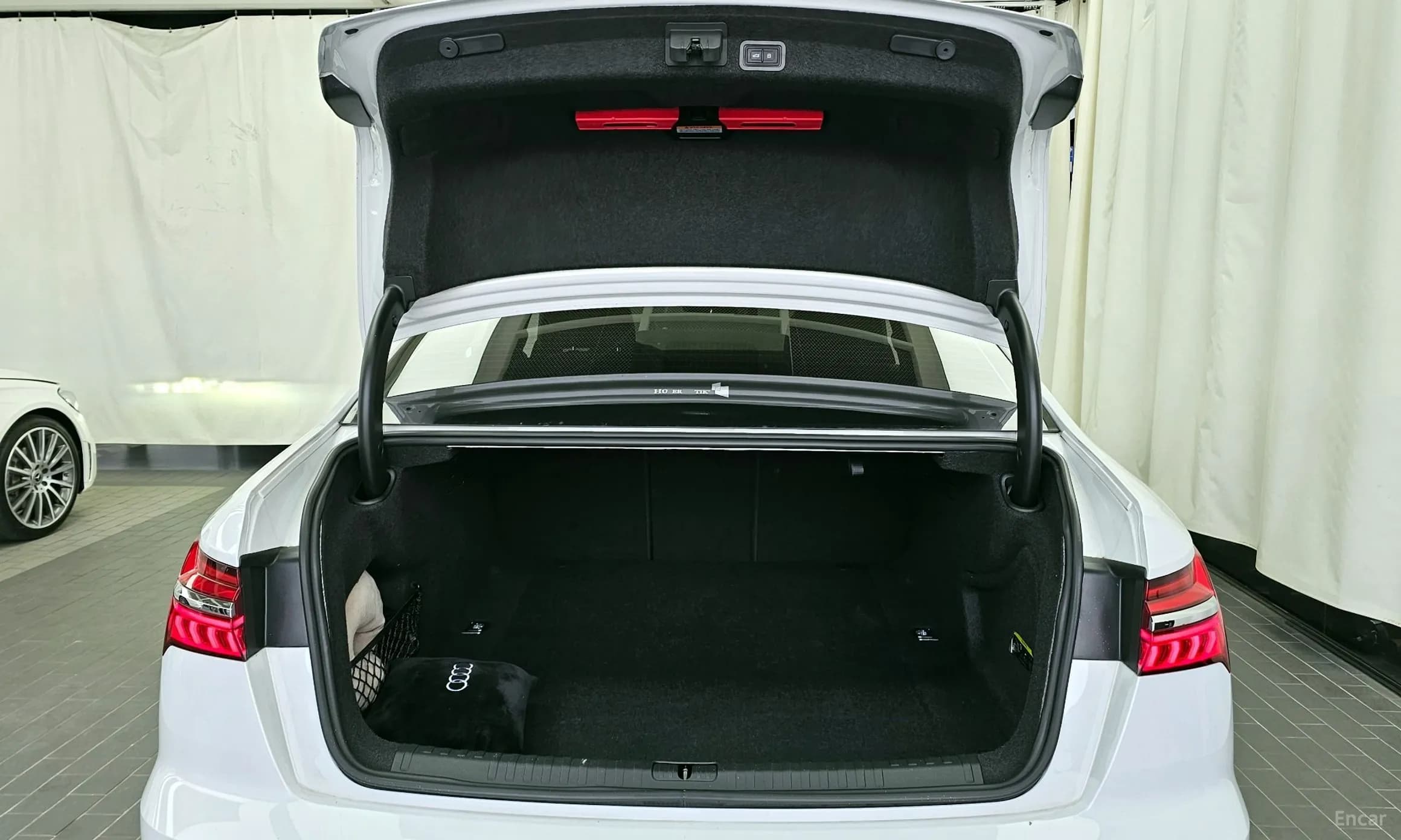 A6 (C8)