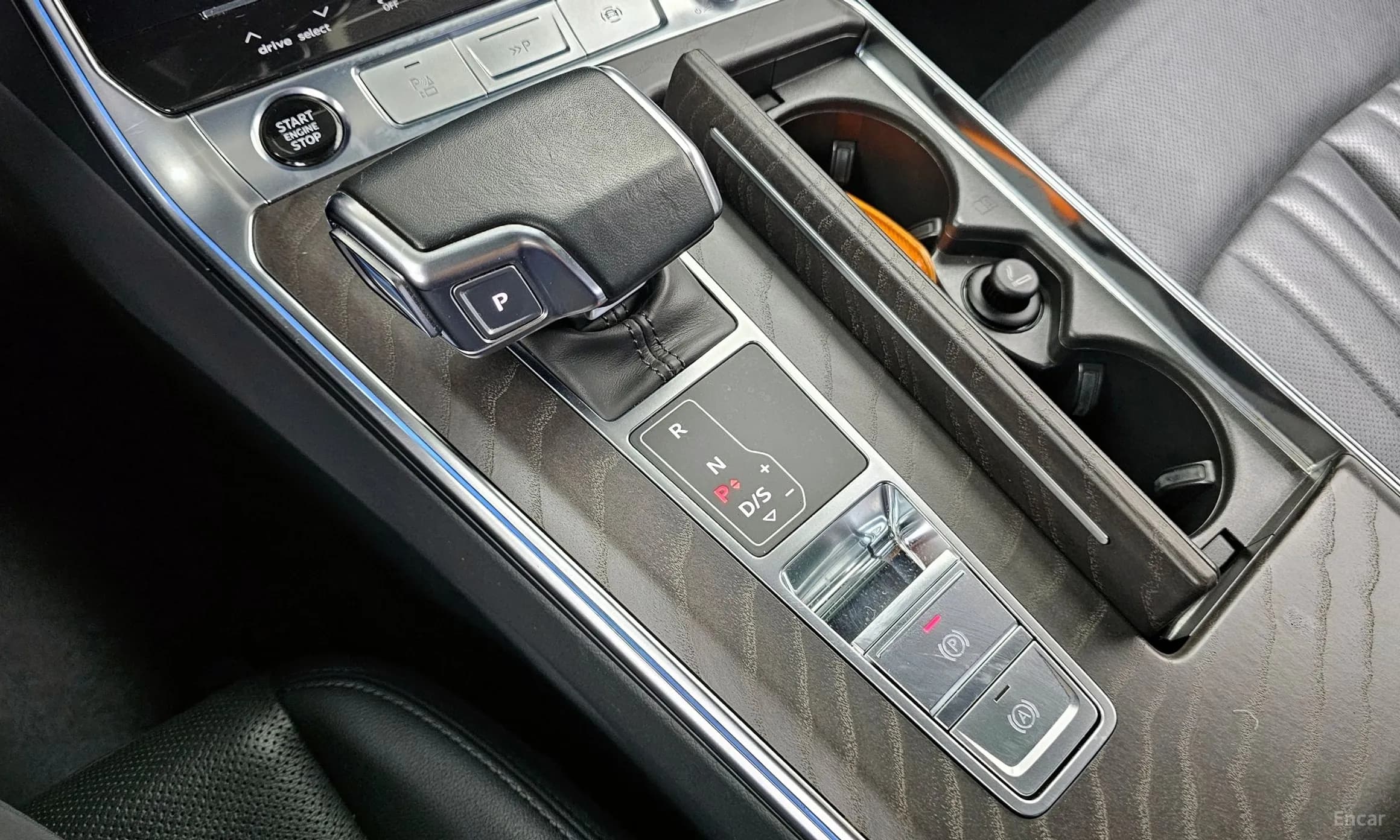 A6 (C8)