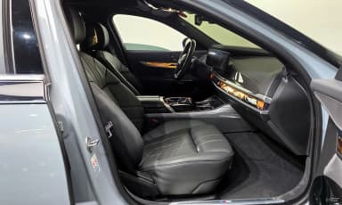 7 Series (G70)