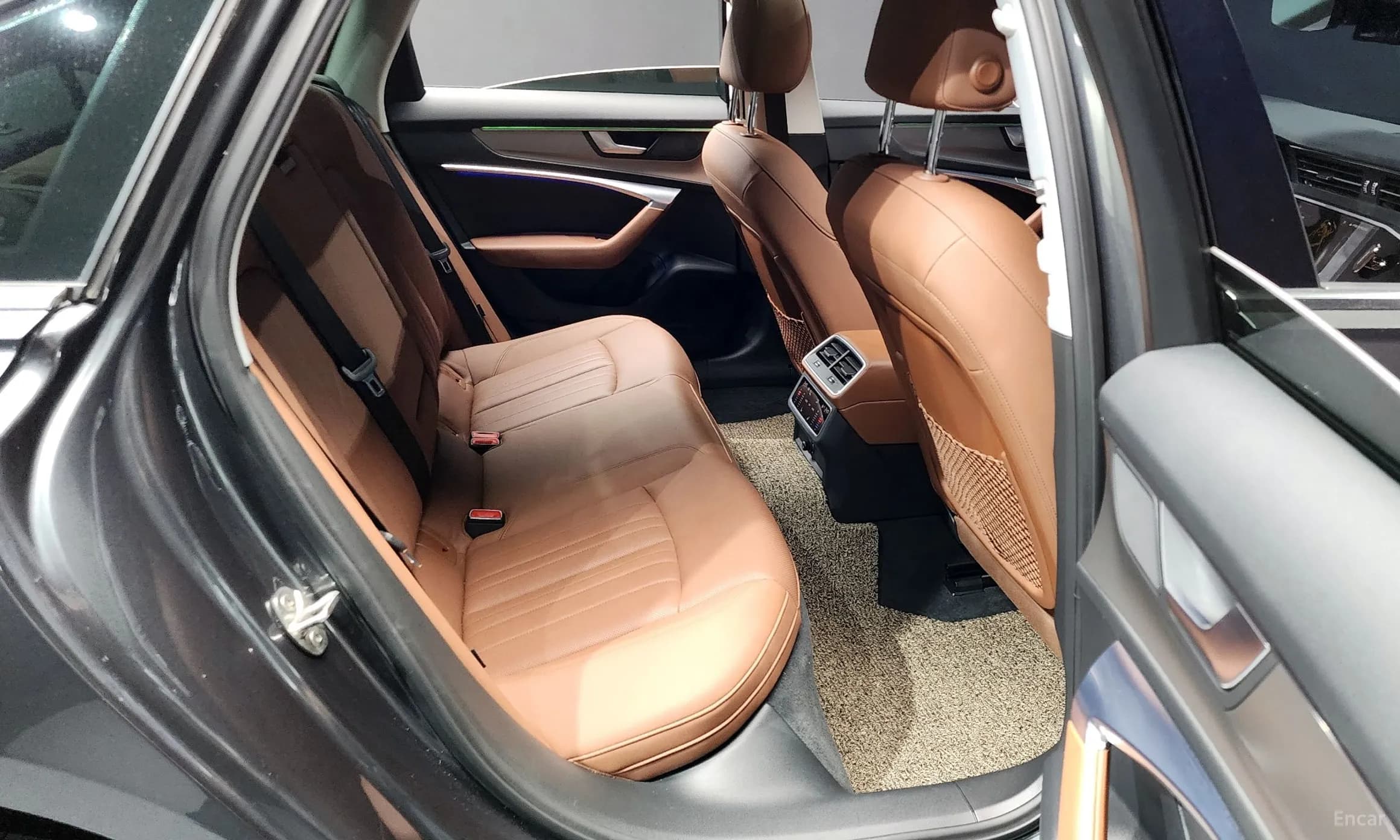 A6 (C8)