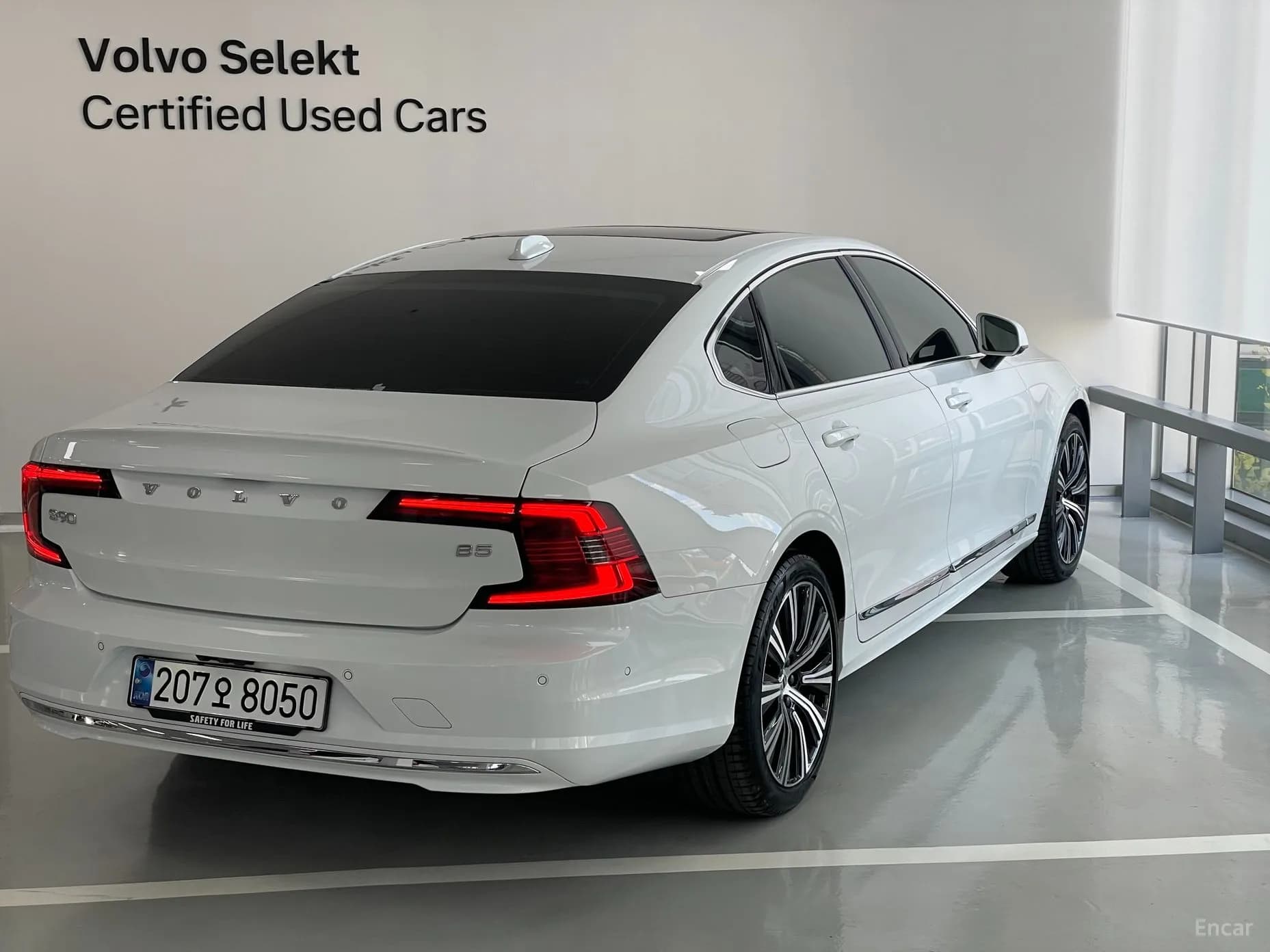 S90