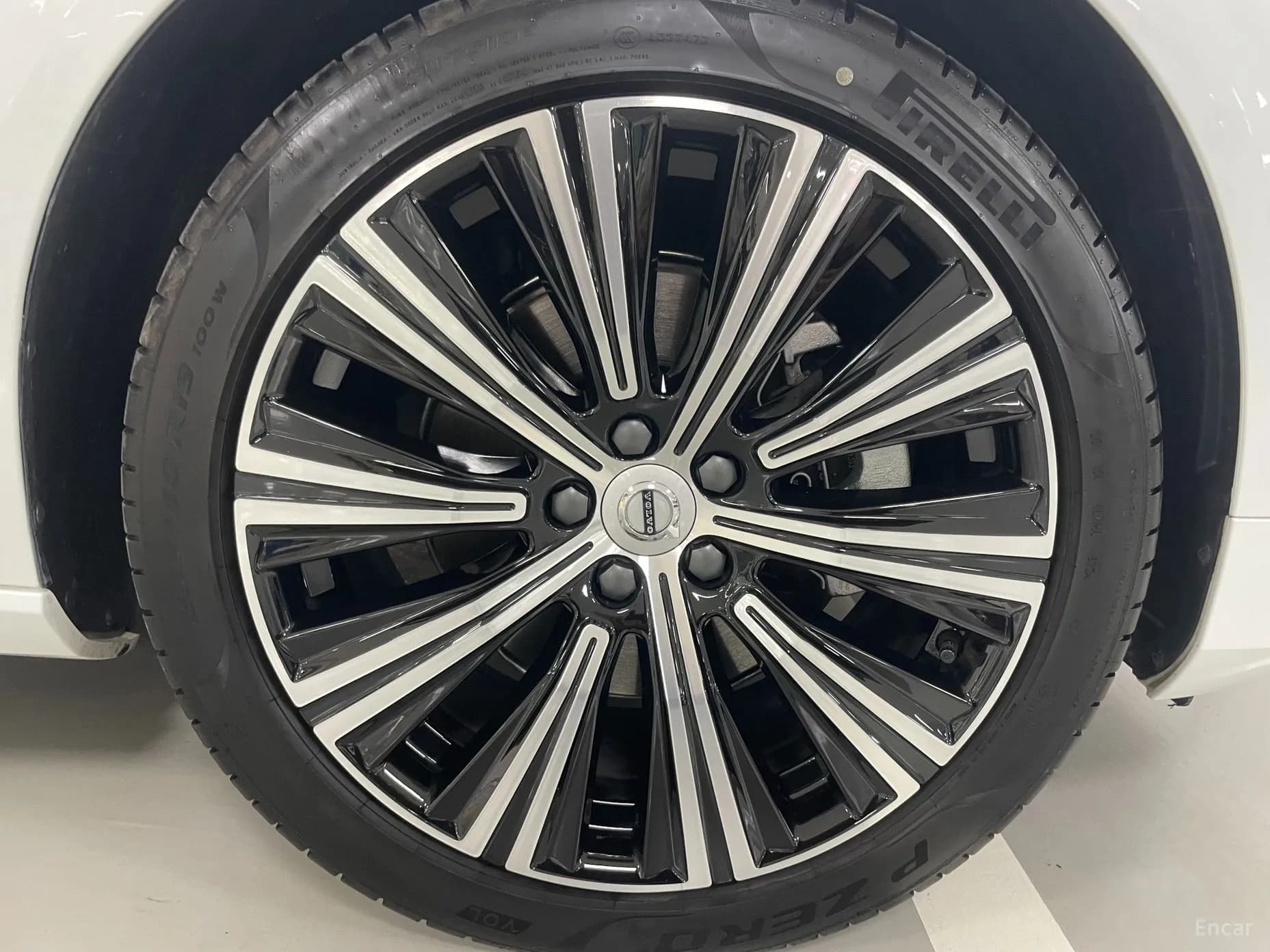 S90