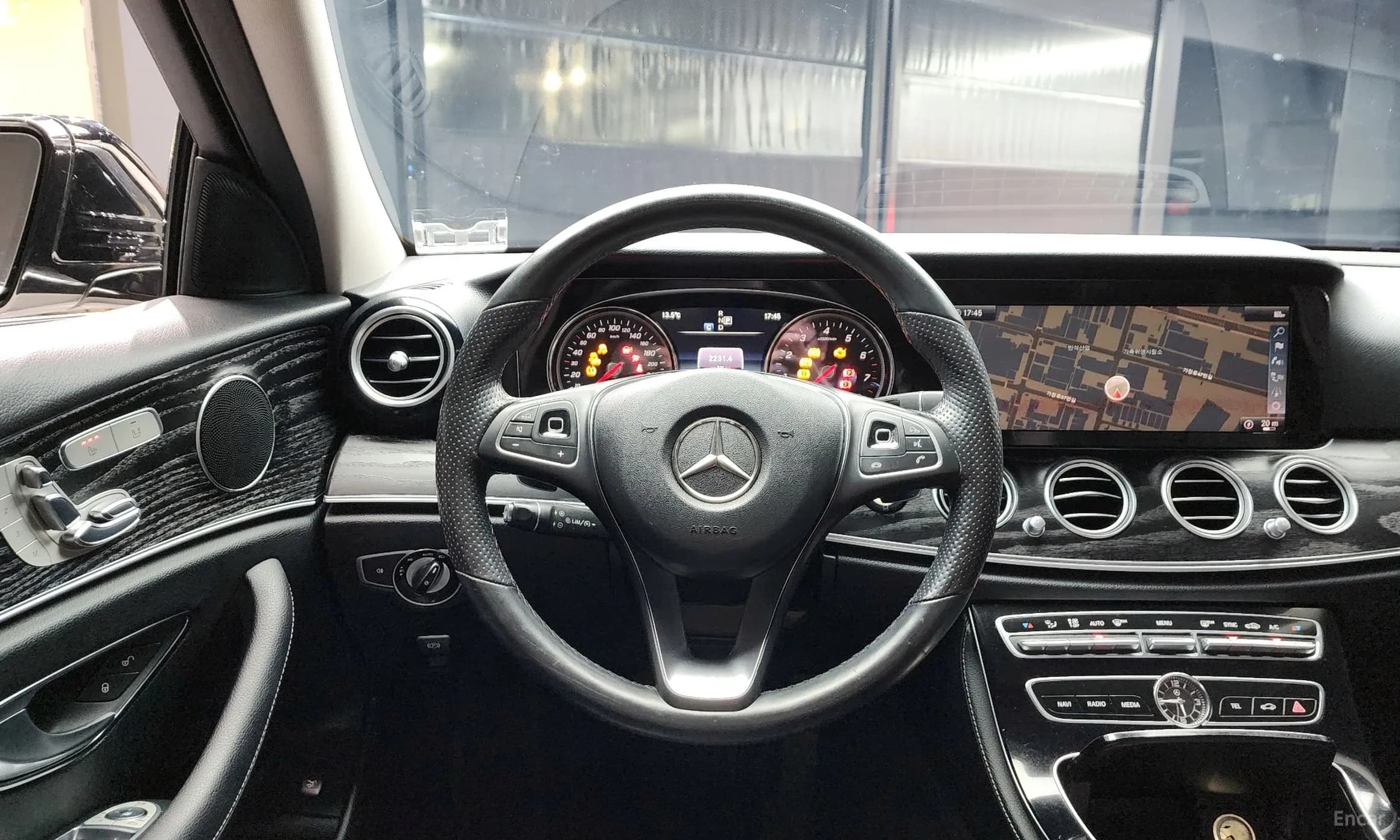 E-Class W213