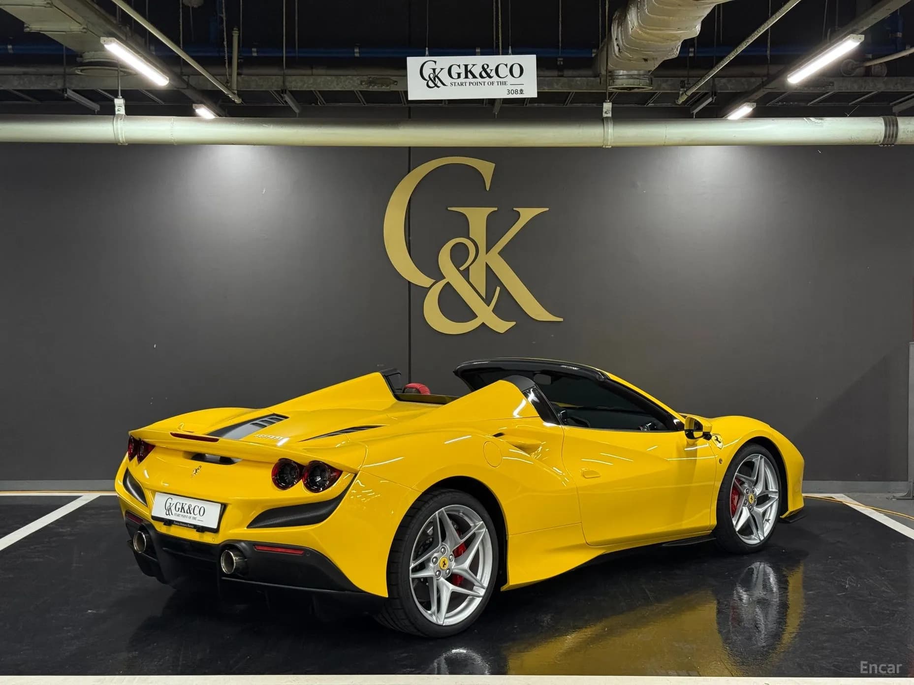 F8 Spider