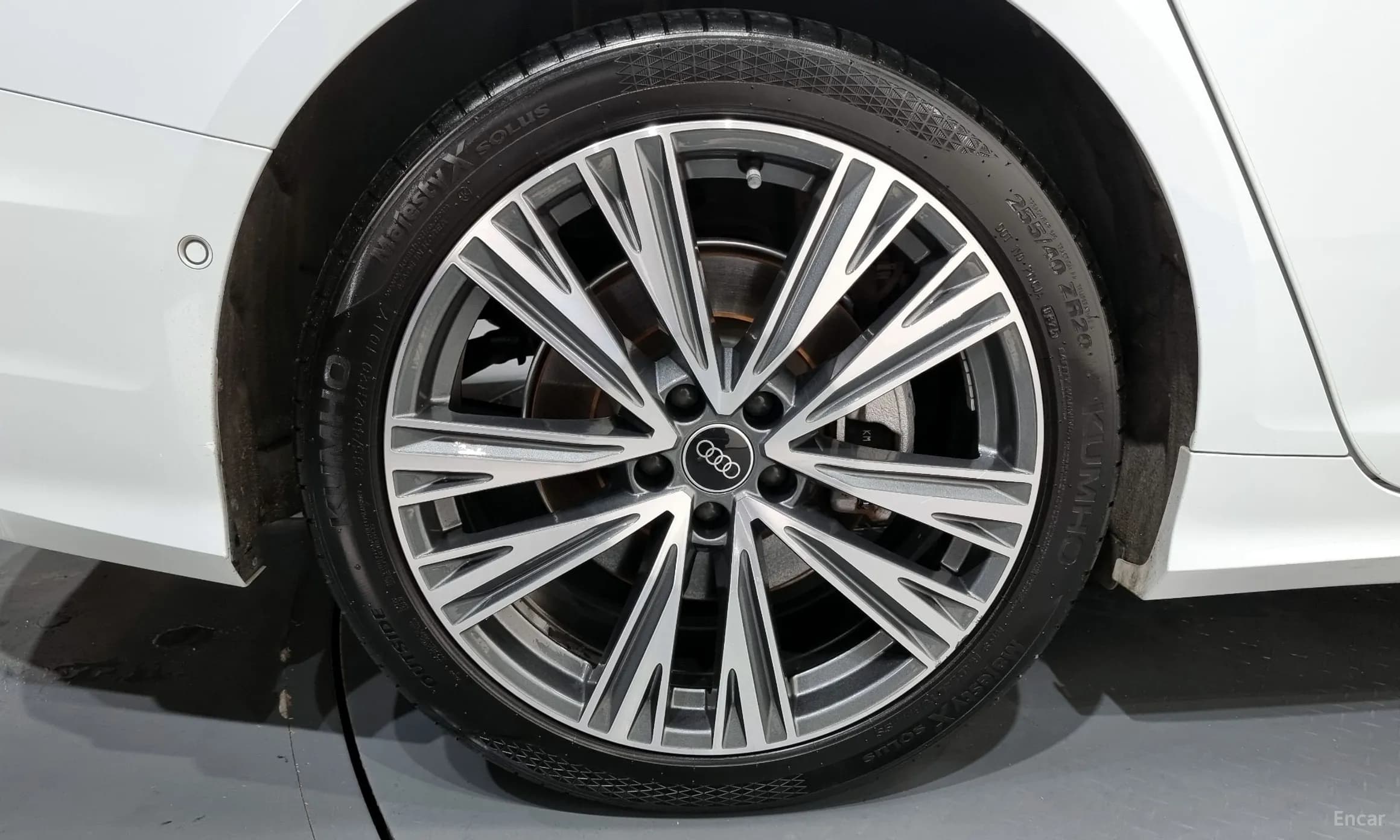 A6 (C8)