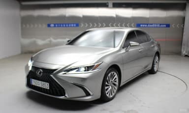 ES300h 7th Generation