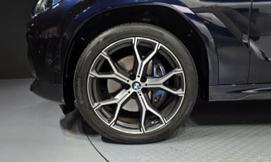 X6 (G06)