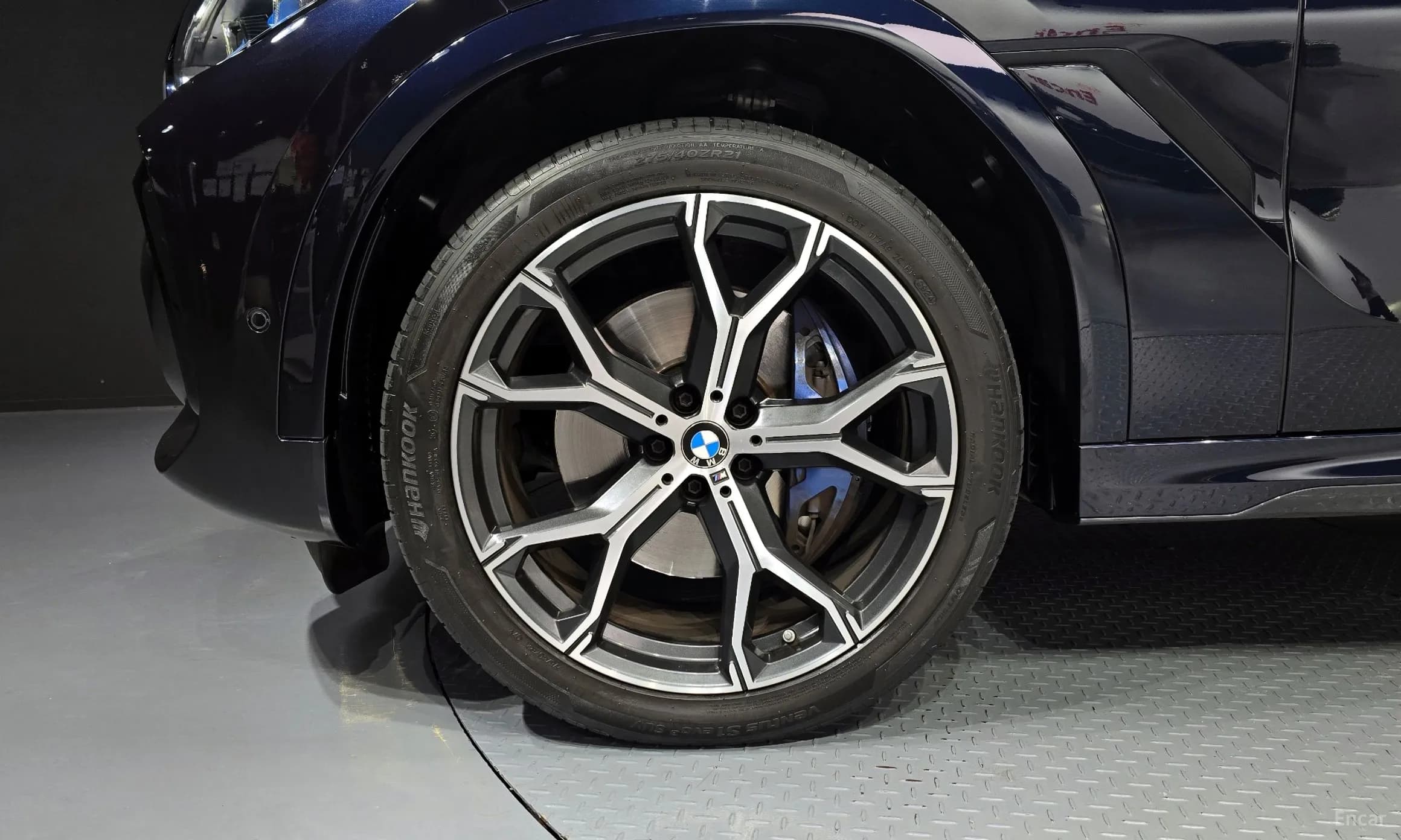 X6 (G06)
