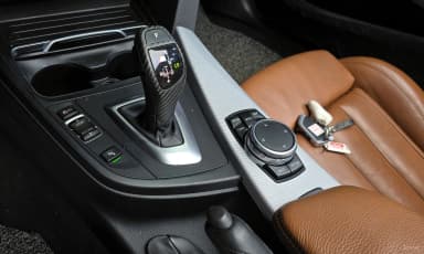 Series 4 (F32)