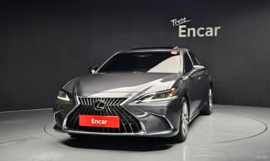 ES300h 7th Generation