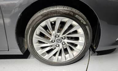 ES300h 7th Generation