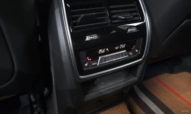 X6 (G06)