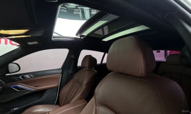 X6 (G06)