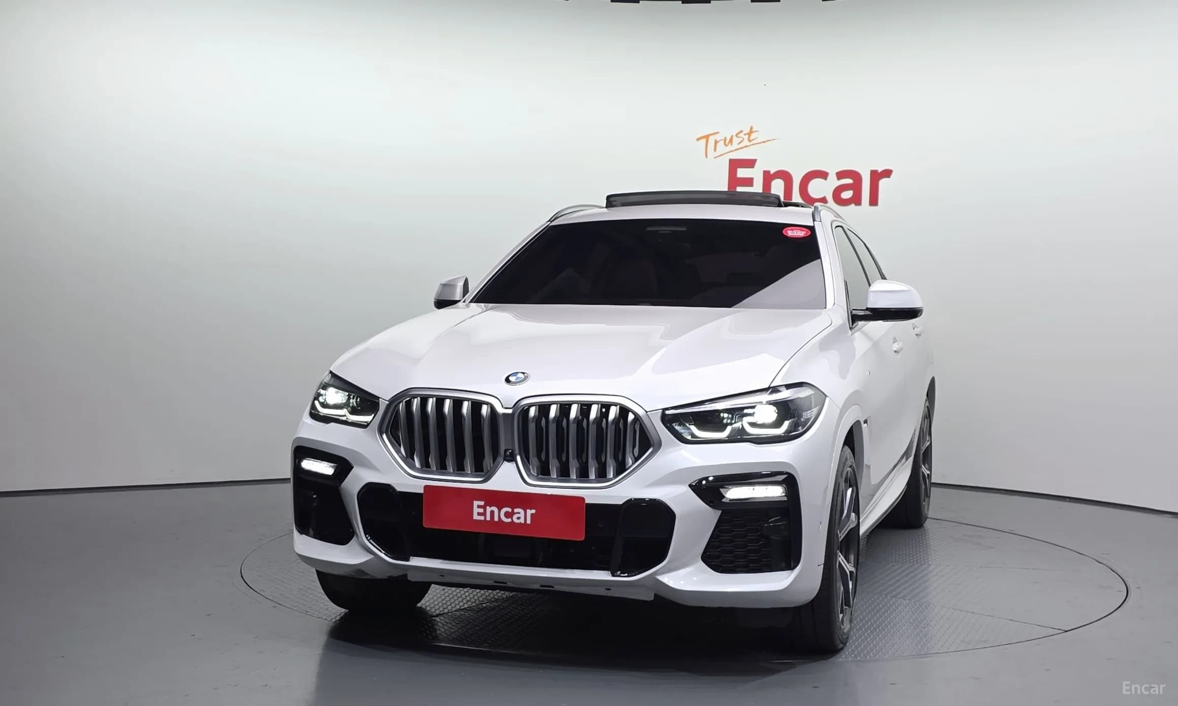 X6 (G06)