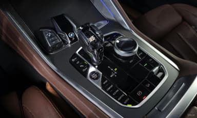 X6 (G06)