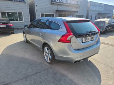 V60