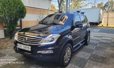 Rexton W