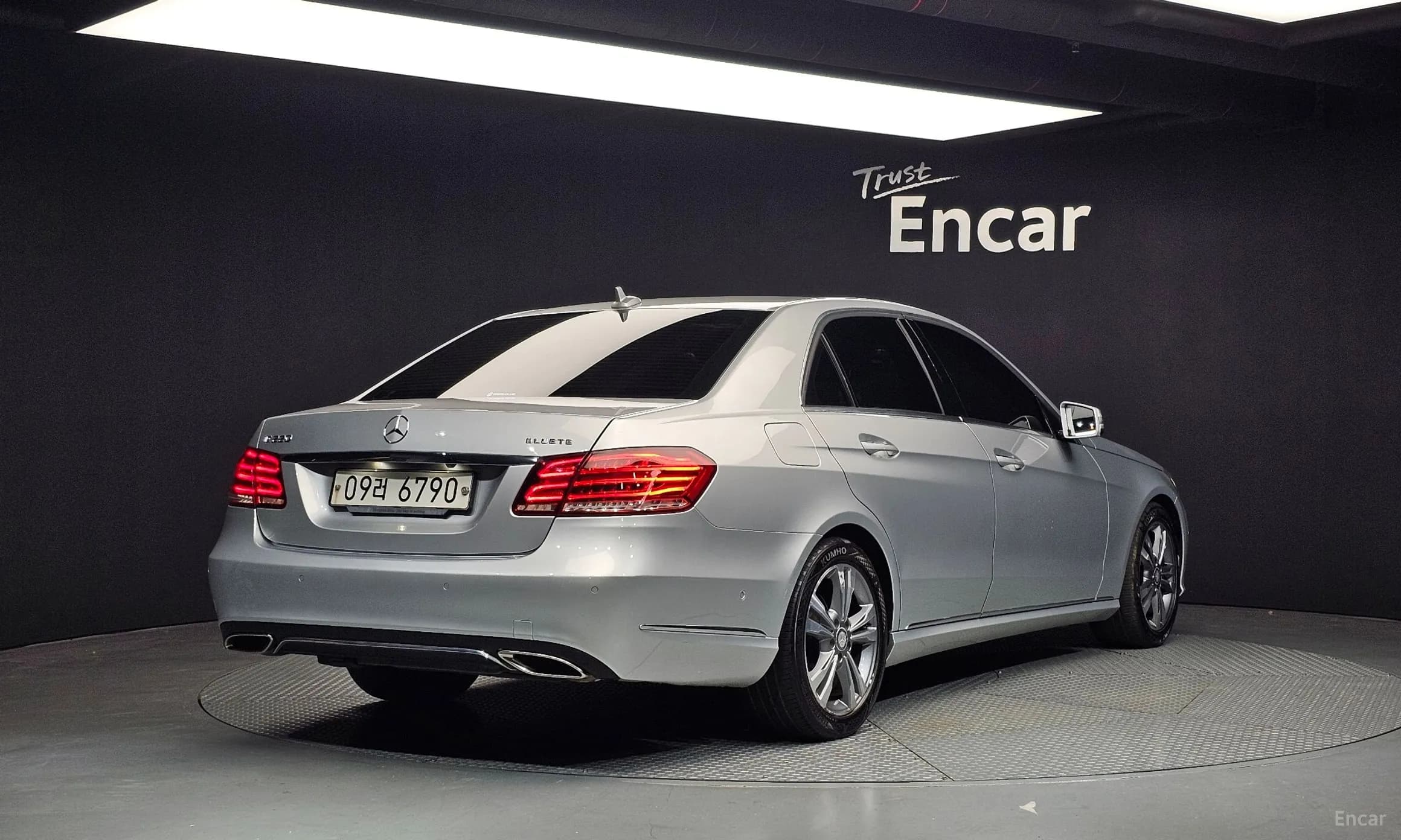 E-Class W212