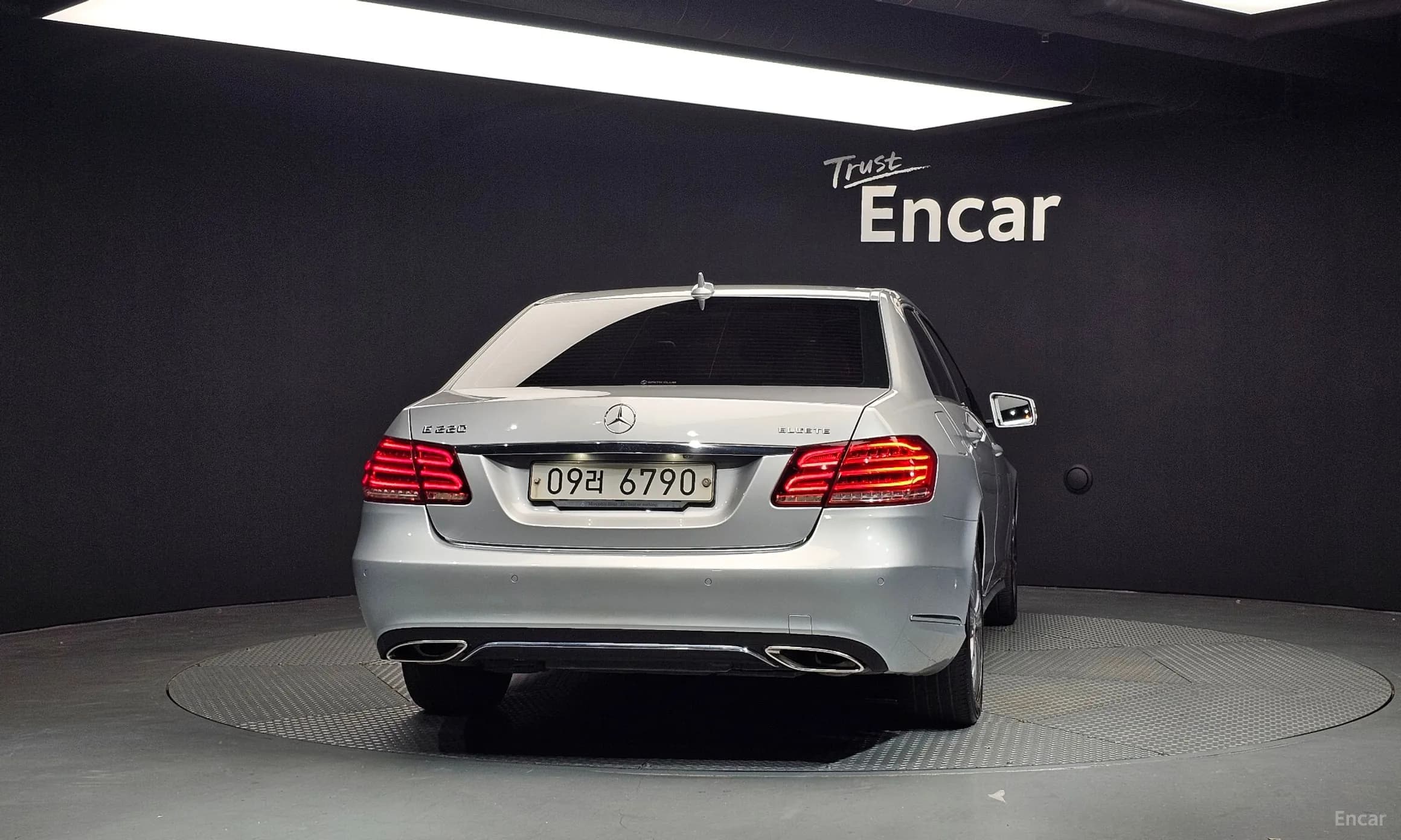 E-Class W212