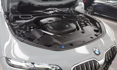 7 Series (G70)
