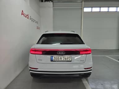 Q8 (4M)