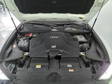 Q8 (4M)