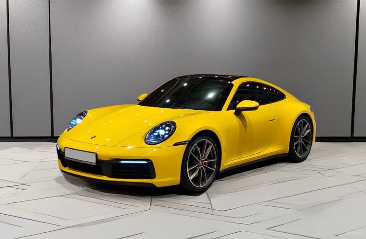 911 (992)