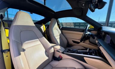 911 (992)