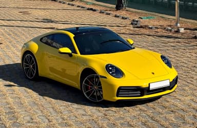 911 (992)