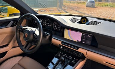 911 (992)