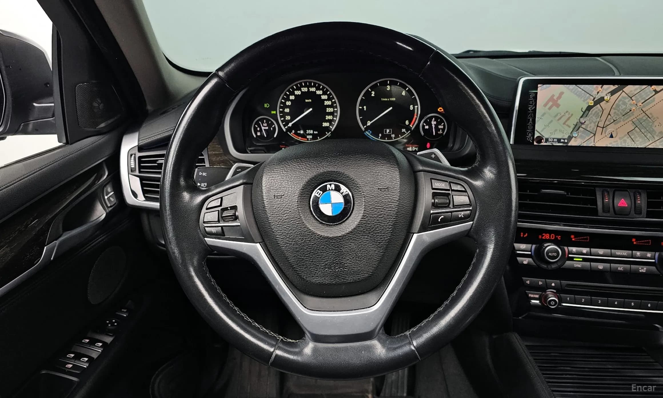 X6 (F16)
