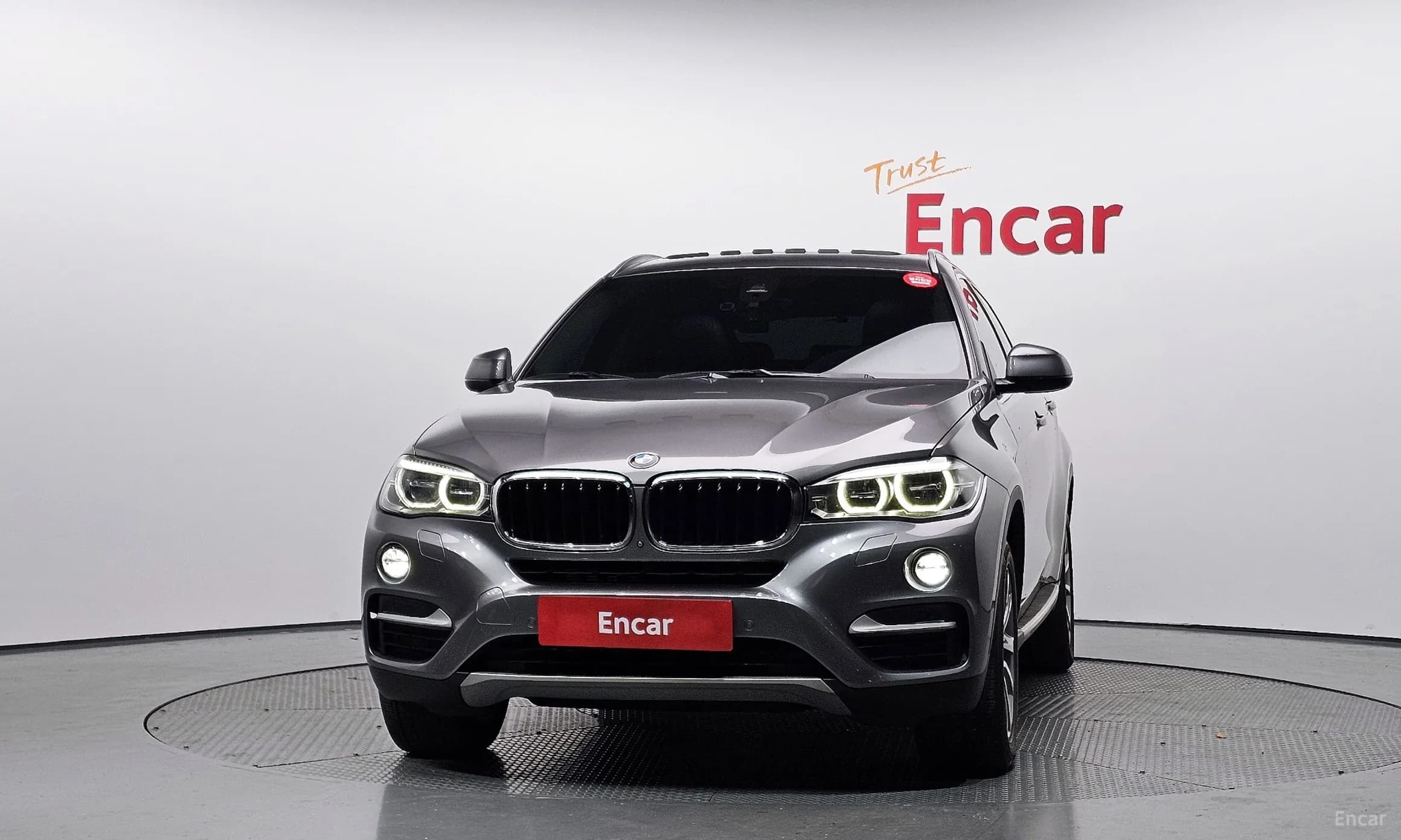 X6 (F16)