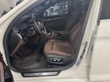 5 Series (G30)