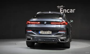 X6 (G06)