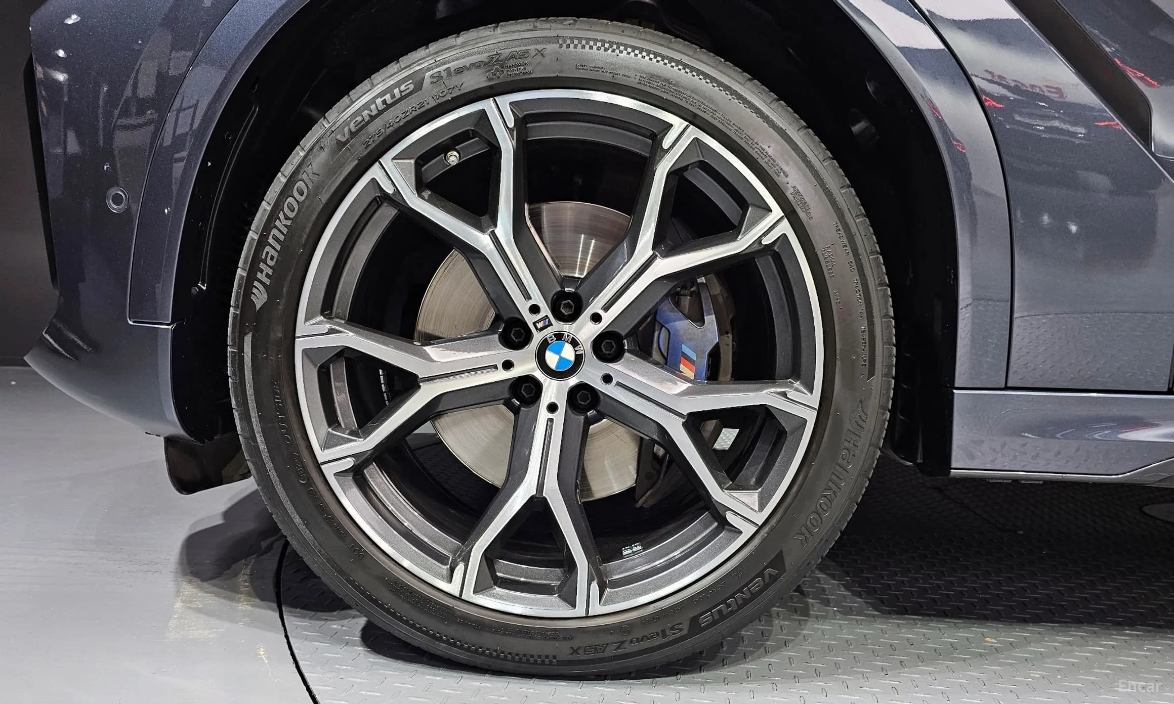 X6 (G06)