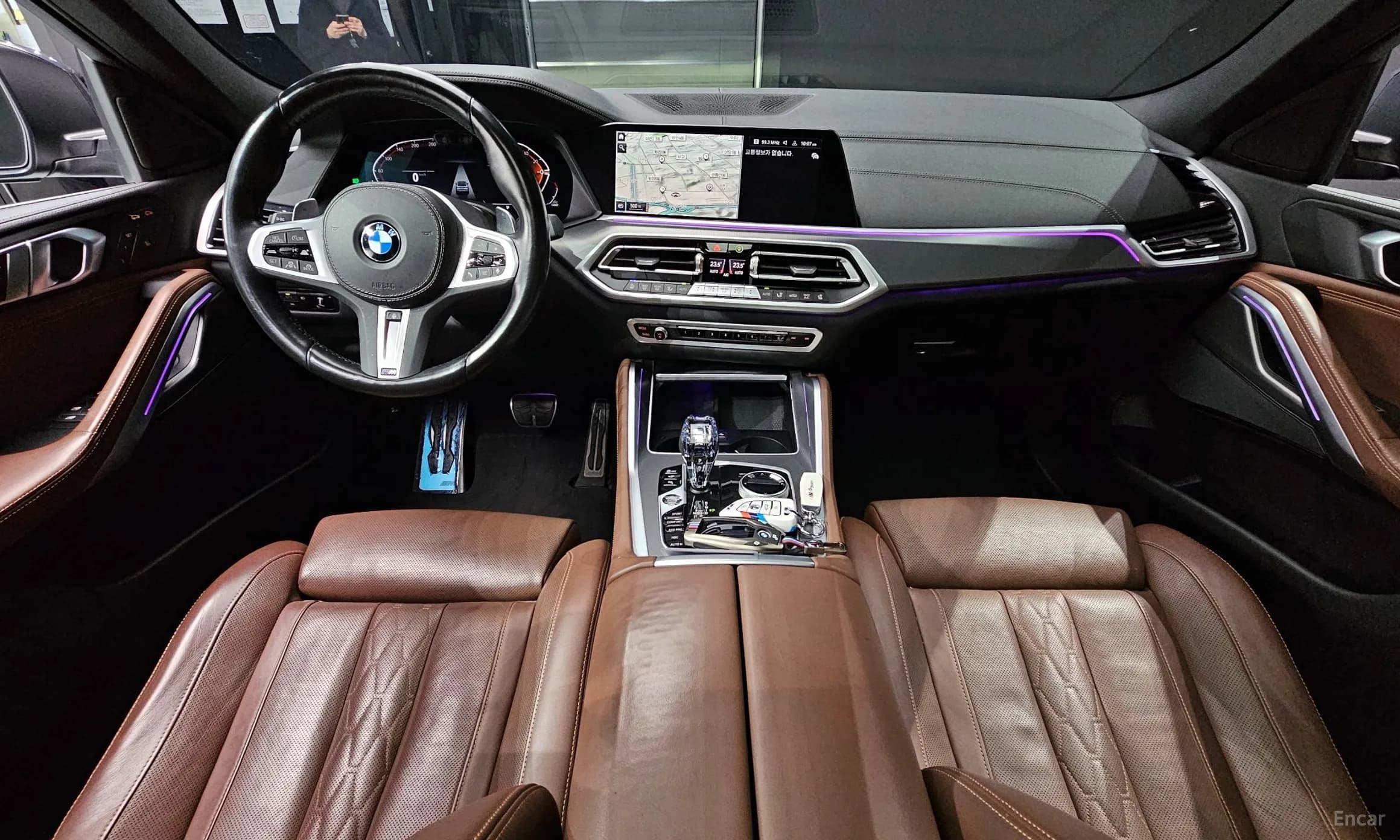 X6 (G06)