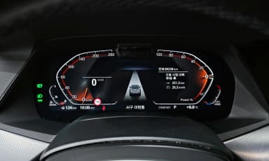 X6 (G06)