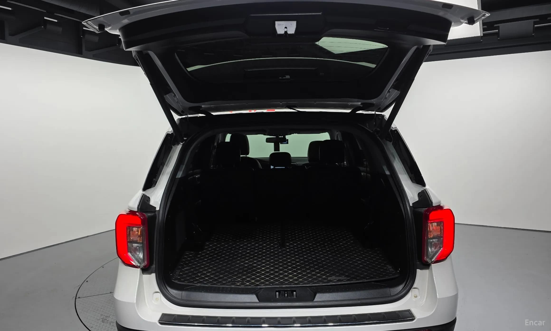 Explorer 6th Generation